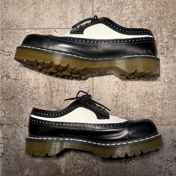 Dr. Martens 10458 Bex Smooth leather Brogue Shoes - Picture 4 of 5
